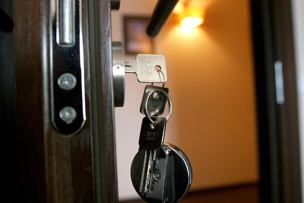 Telšiai Hotel Sinchronas מראה חיצוני תמונה